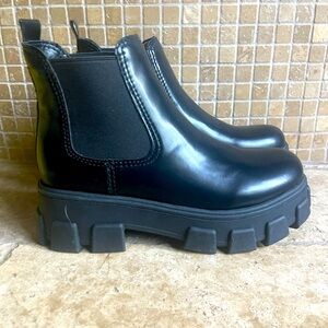 NWT Circus by Sam Edelman Darielle Boots